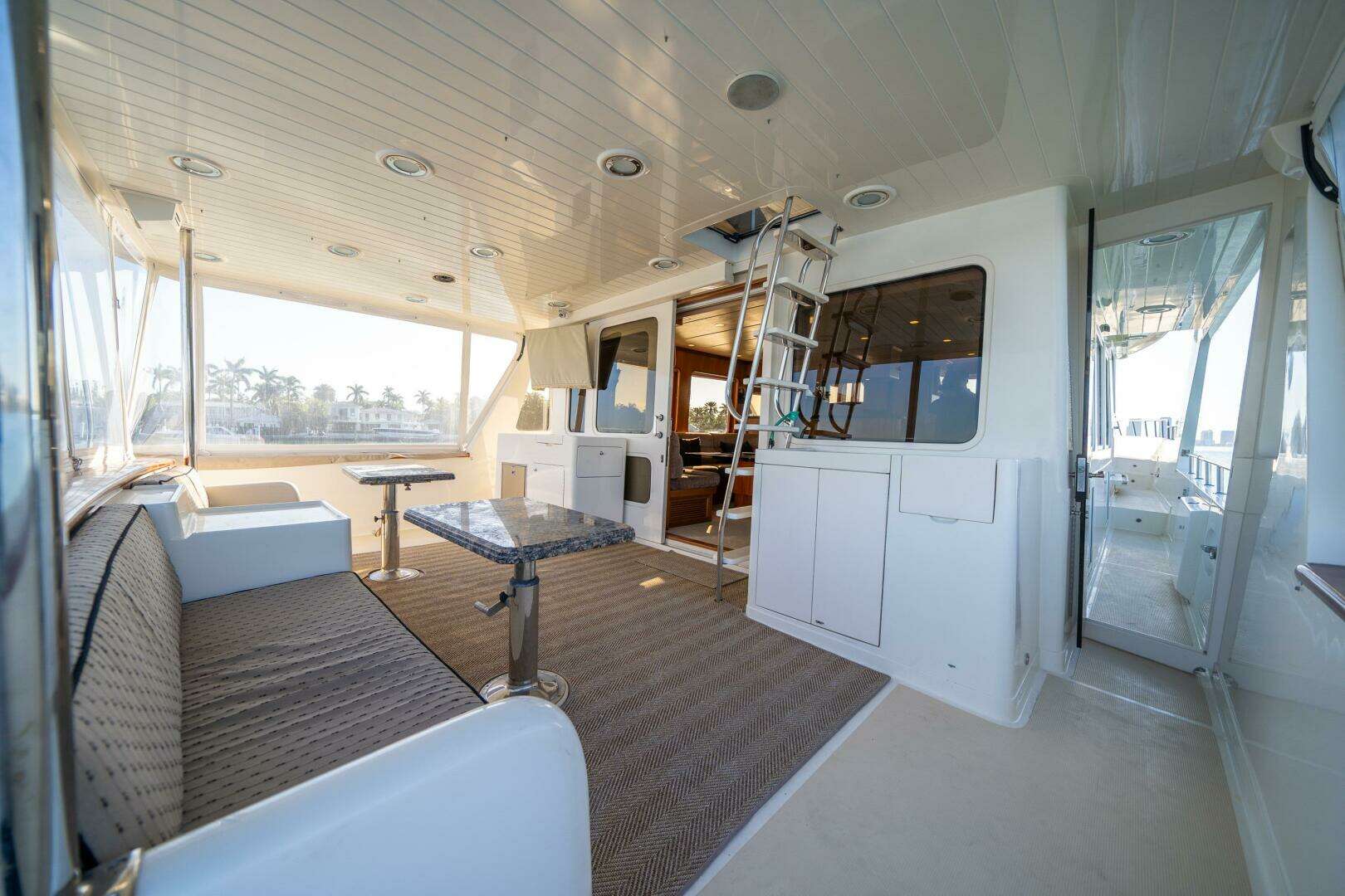 2006 Offshore Yachts 72 Pilothouse - Image 12