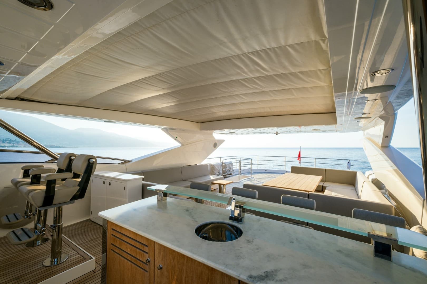 2018 Sunseeker Sunseeker 116 Yacht - Image 18