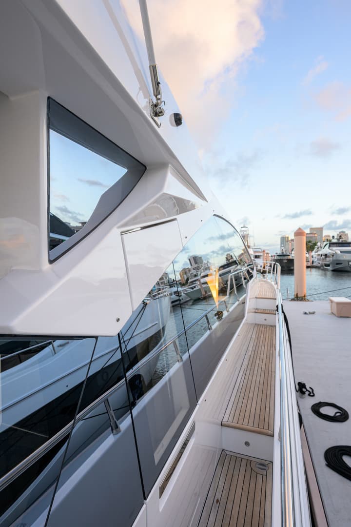 2019 Azimut S7 - Image 57