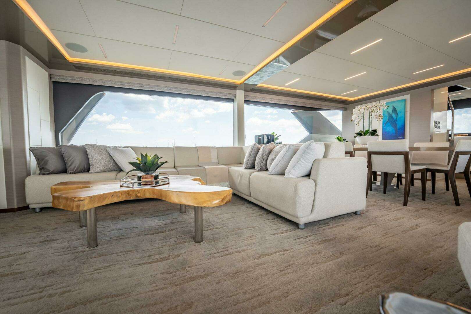 2021 Ocean Alexander 27 Explorer - Image 8