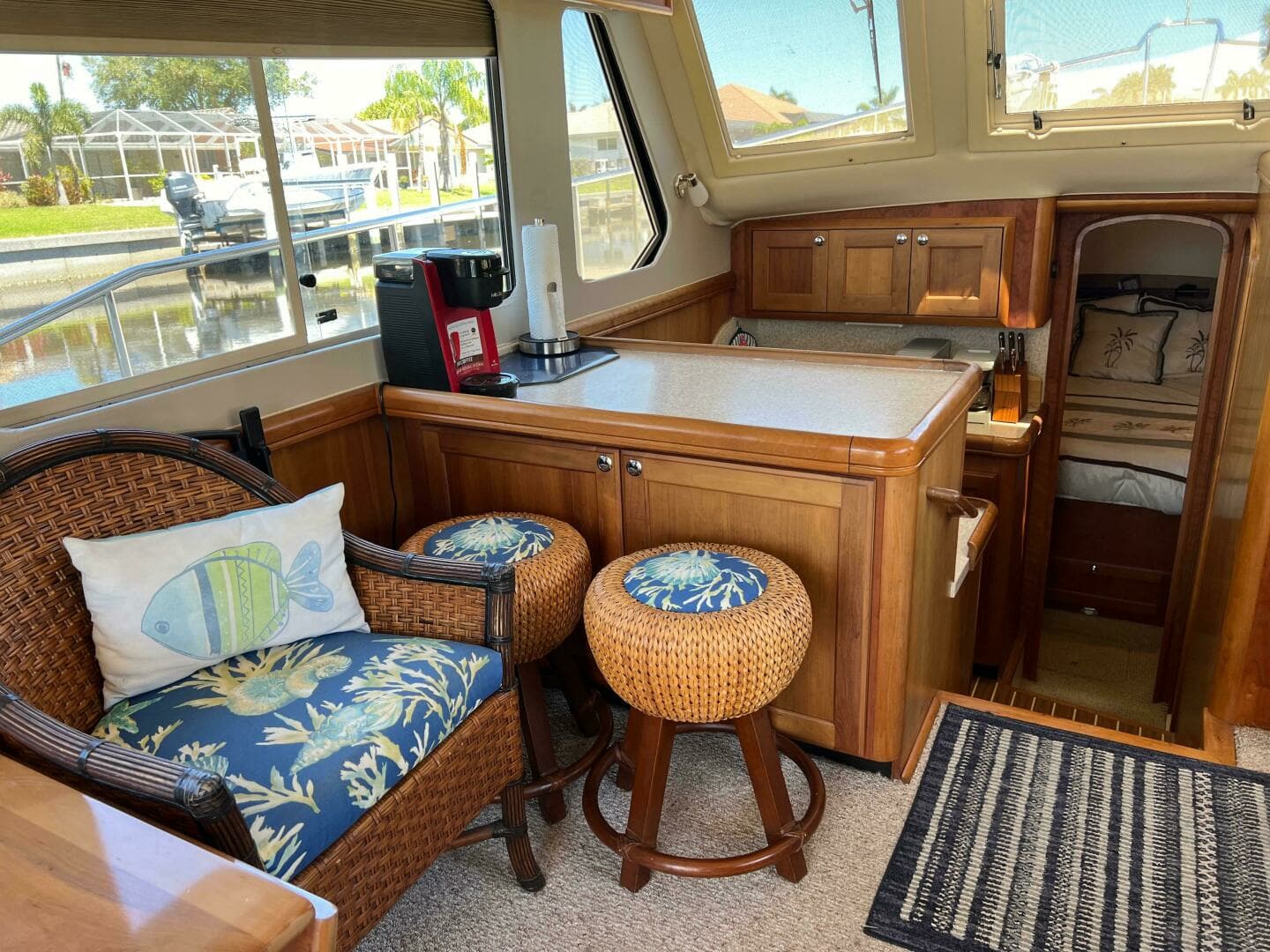 2005 Mainship 34 - Image 9
