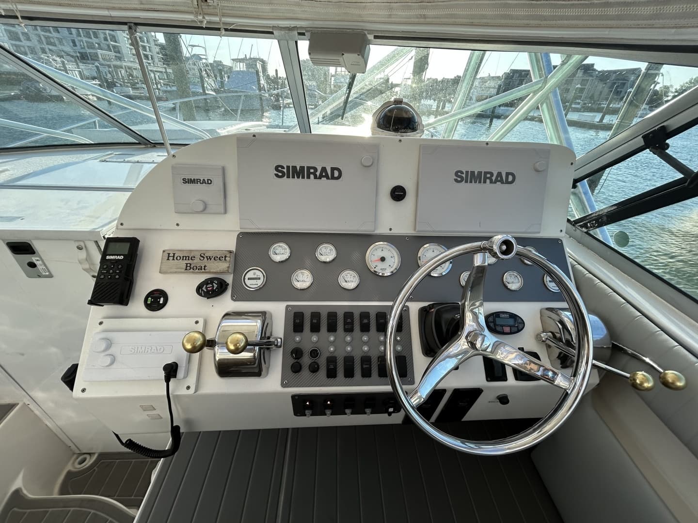 2004 Stamas 370 Express - Image 5