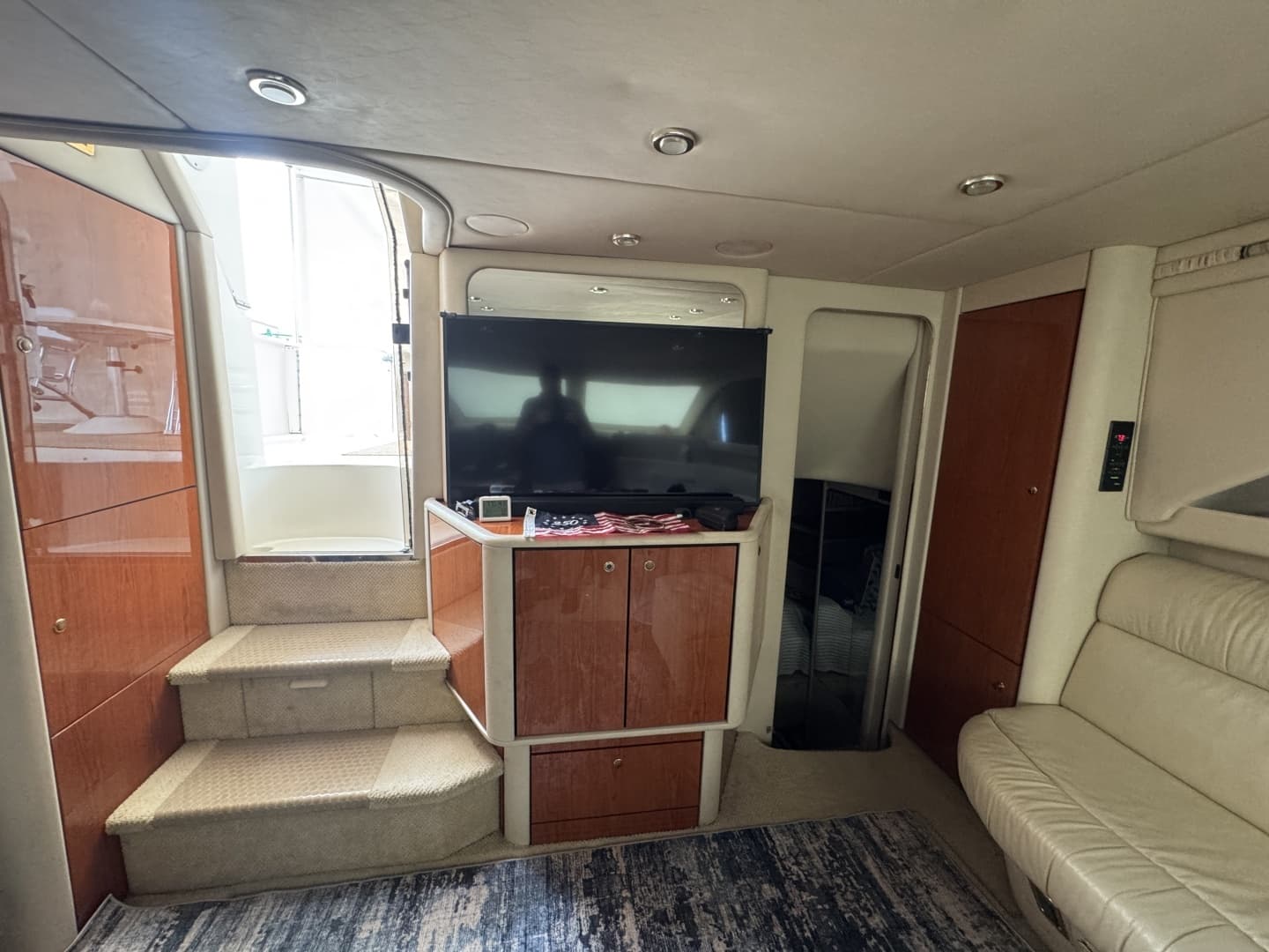 2001 Sea Ray 380 Aft Cabin - Image 45