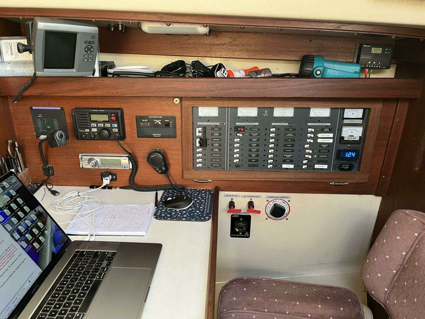 1986 Catalina 36 - Image 3