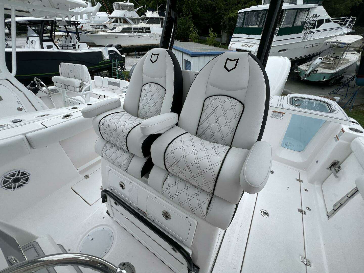 2025 Sea Fox 288 Commander - Image 11