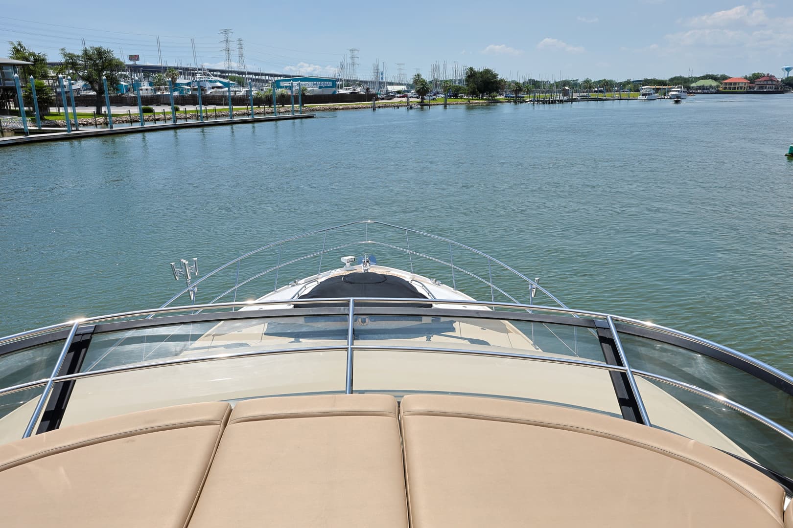 2017 Sea Ray L650 Fly - Image 18