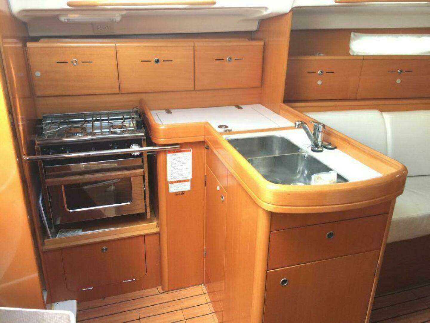2006 Beneteau First 36.7 - Image 7