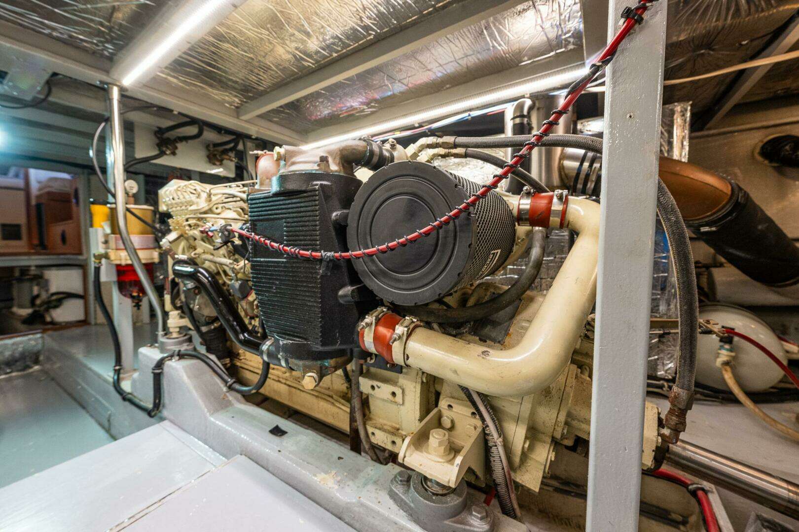 1991 Tollycraft 48 - Image 57