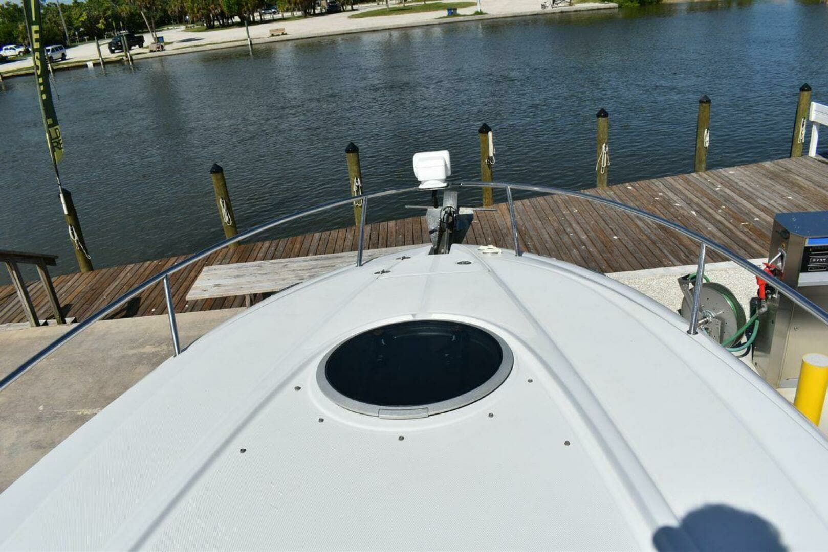 2005 Crownline 275 CCR - Image 21
