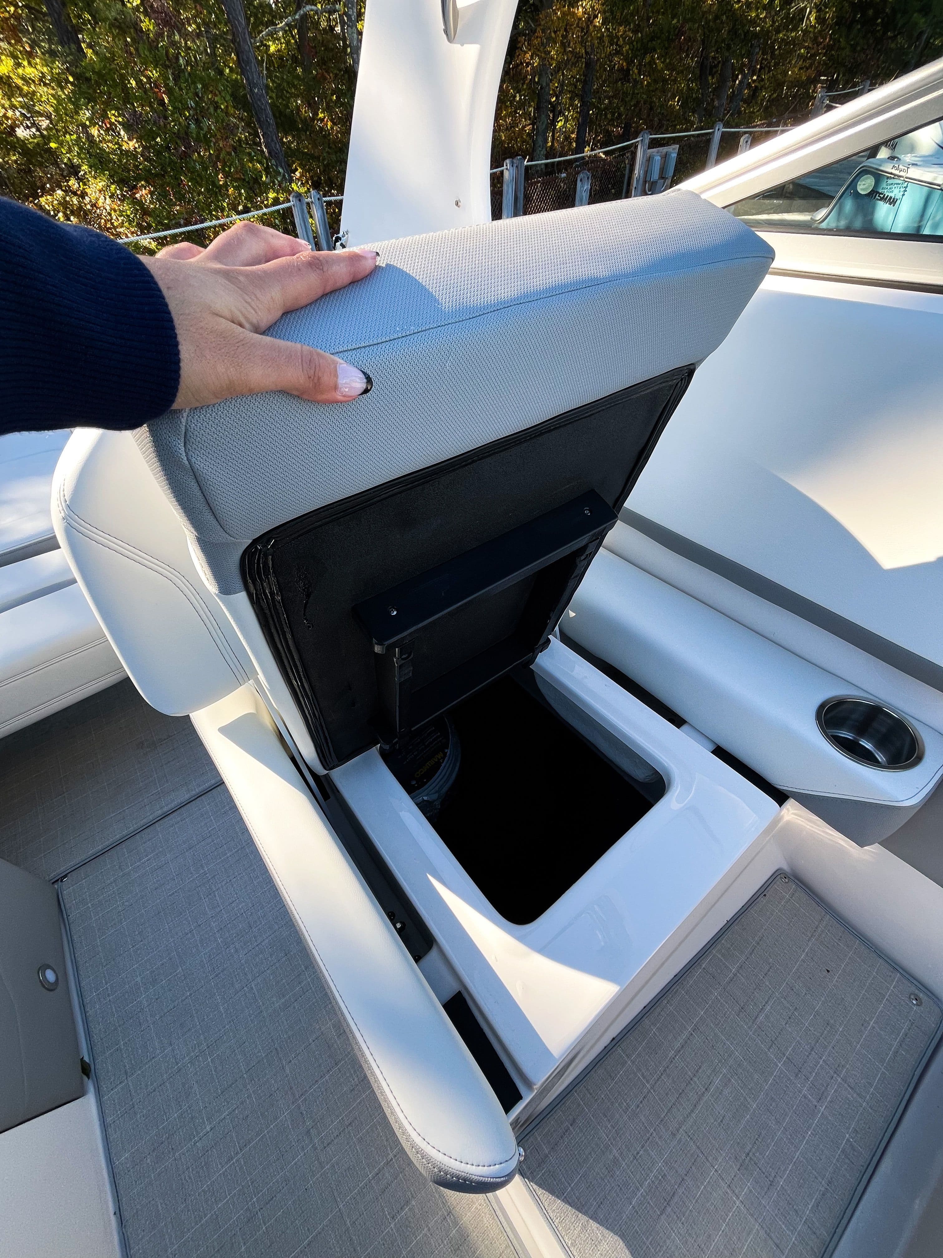 2026 REGAL 26 XO - Image 13