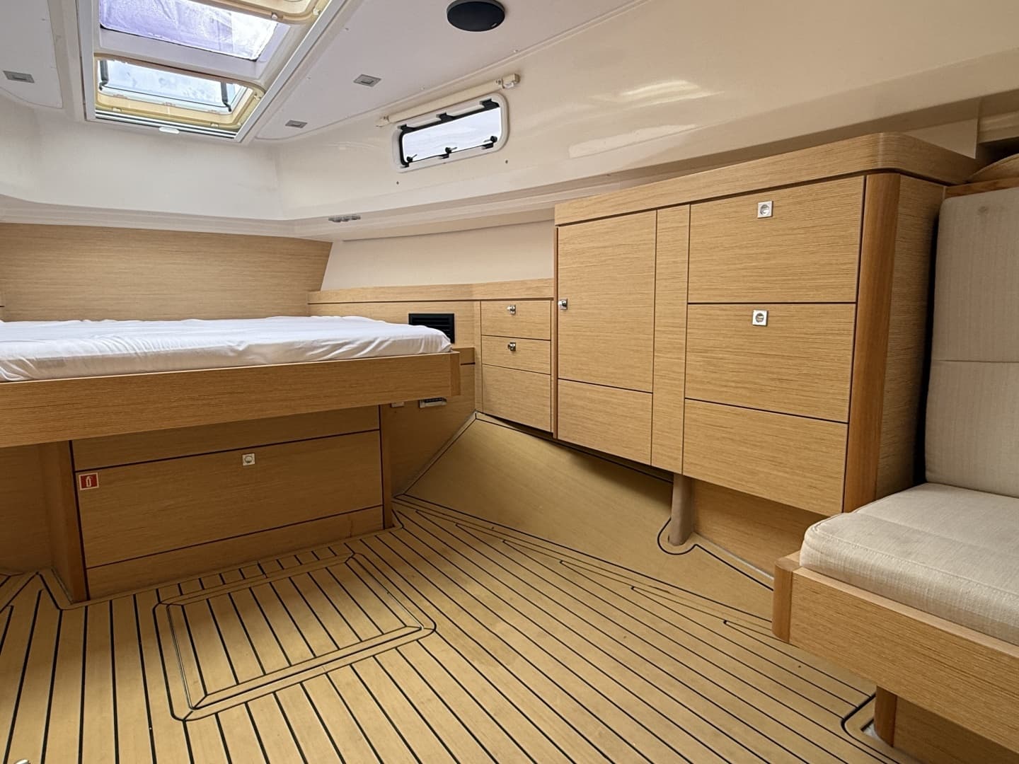 2019 Fjord 40 Open - Image 44