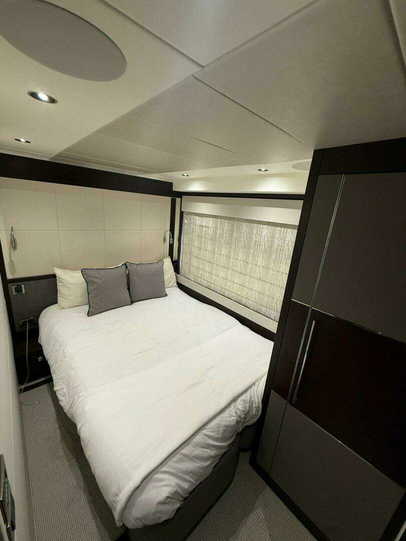 2021 Sunseeker 76 Yacht - Image 38