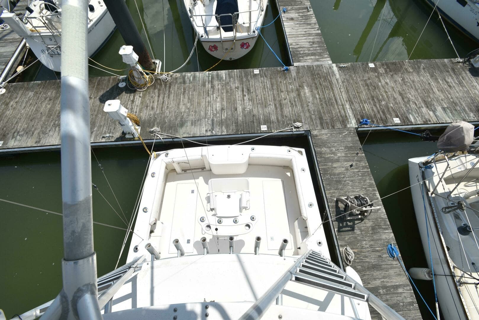 2001 Cabo 35 Express - Image 36