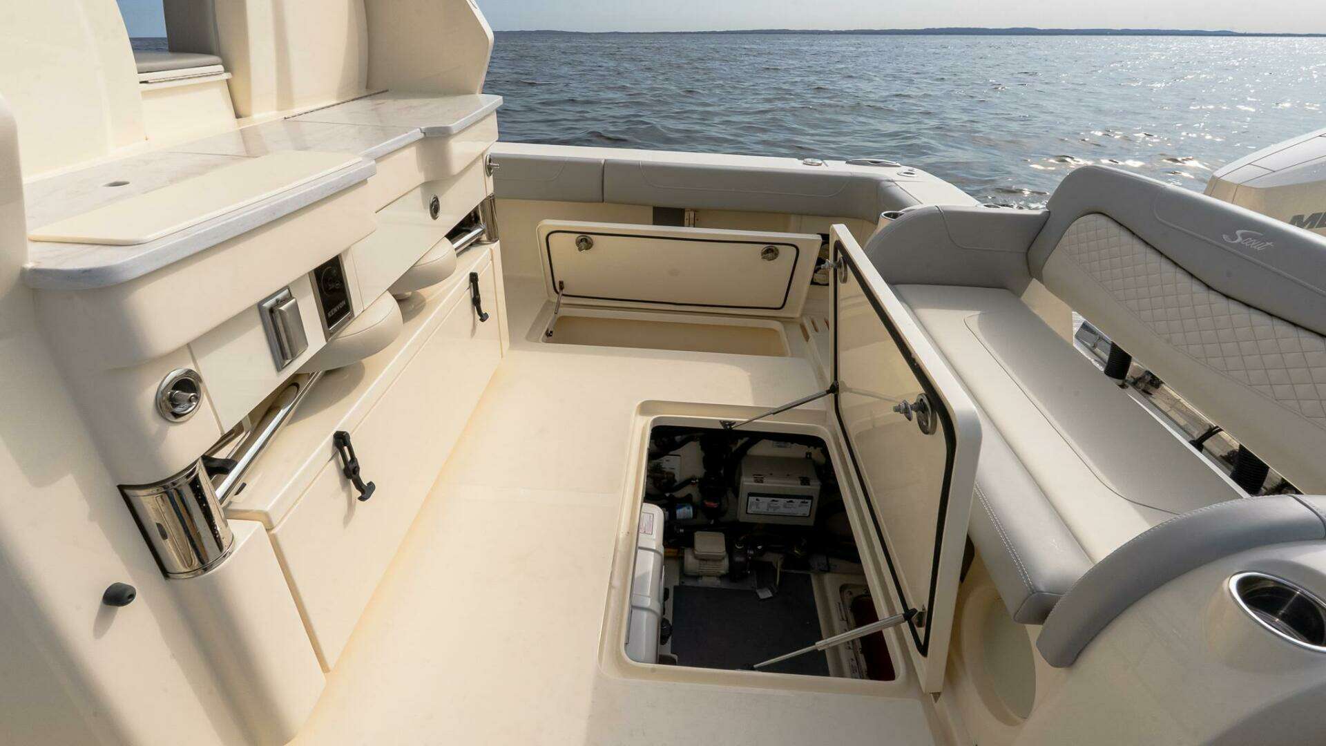 2025 Scout 425 LXF - Image 21