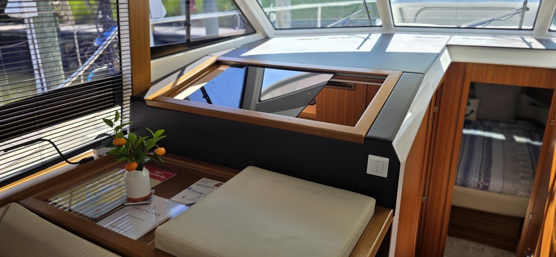 2023 Greenline 40 Hybrid - Image 28