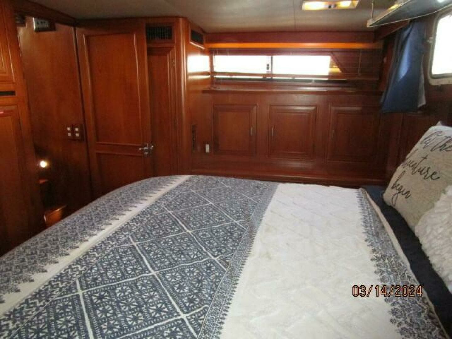 1988 Camargue Cockpit - Image 52