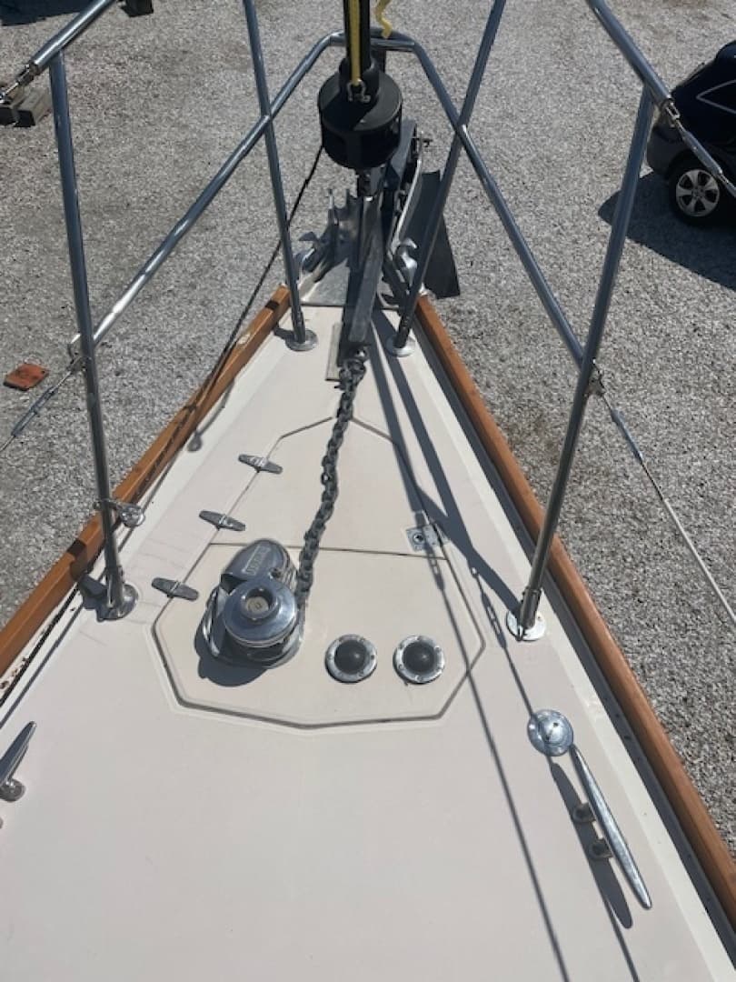 1993 Sabre 38 MK II - Image 24