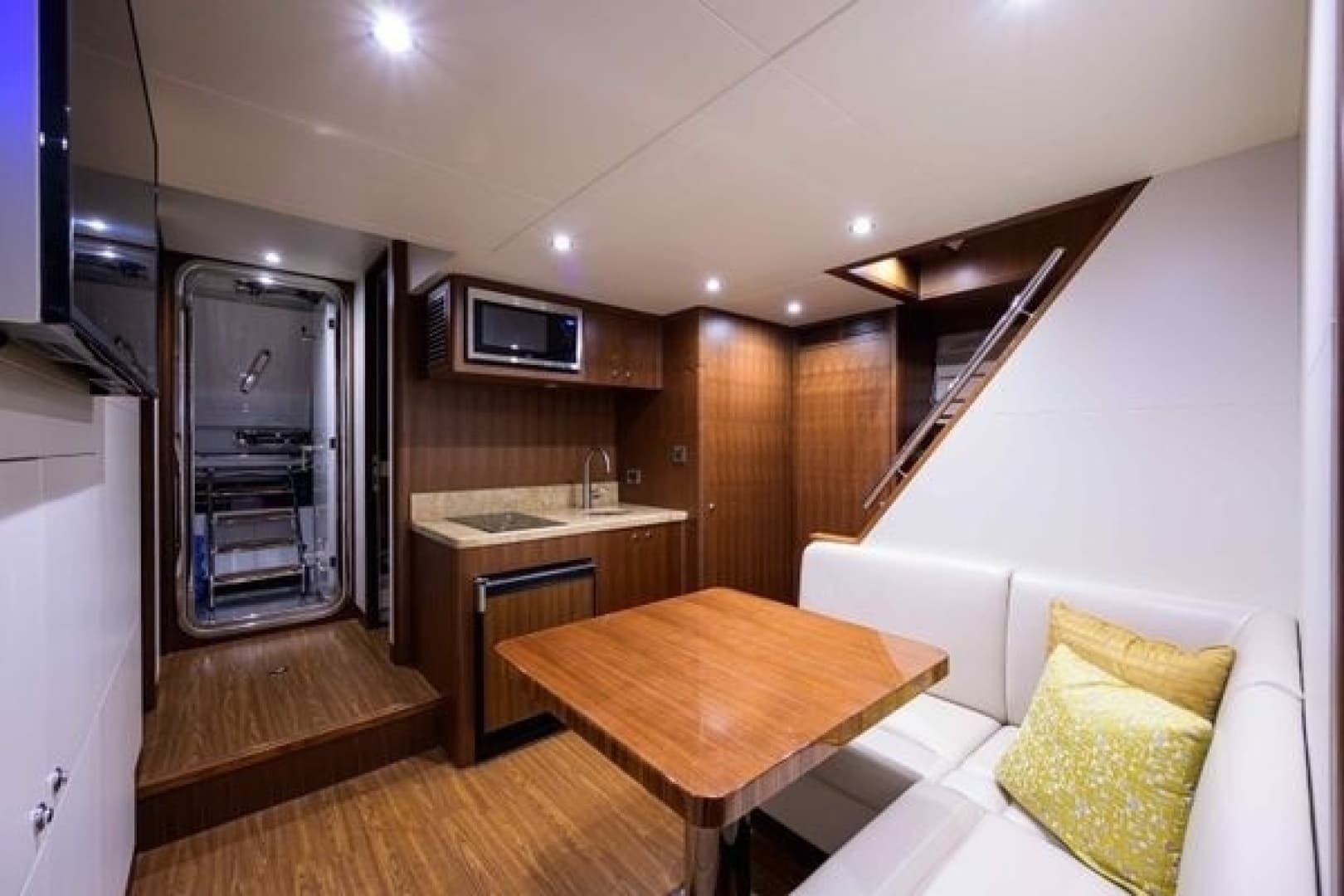 2019 Ocean Alexander Motoryacht 100 - Image 64