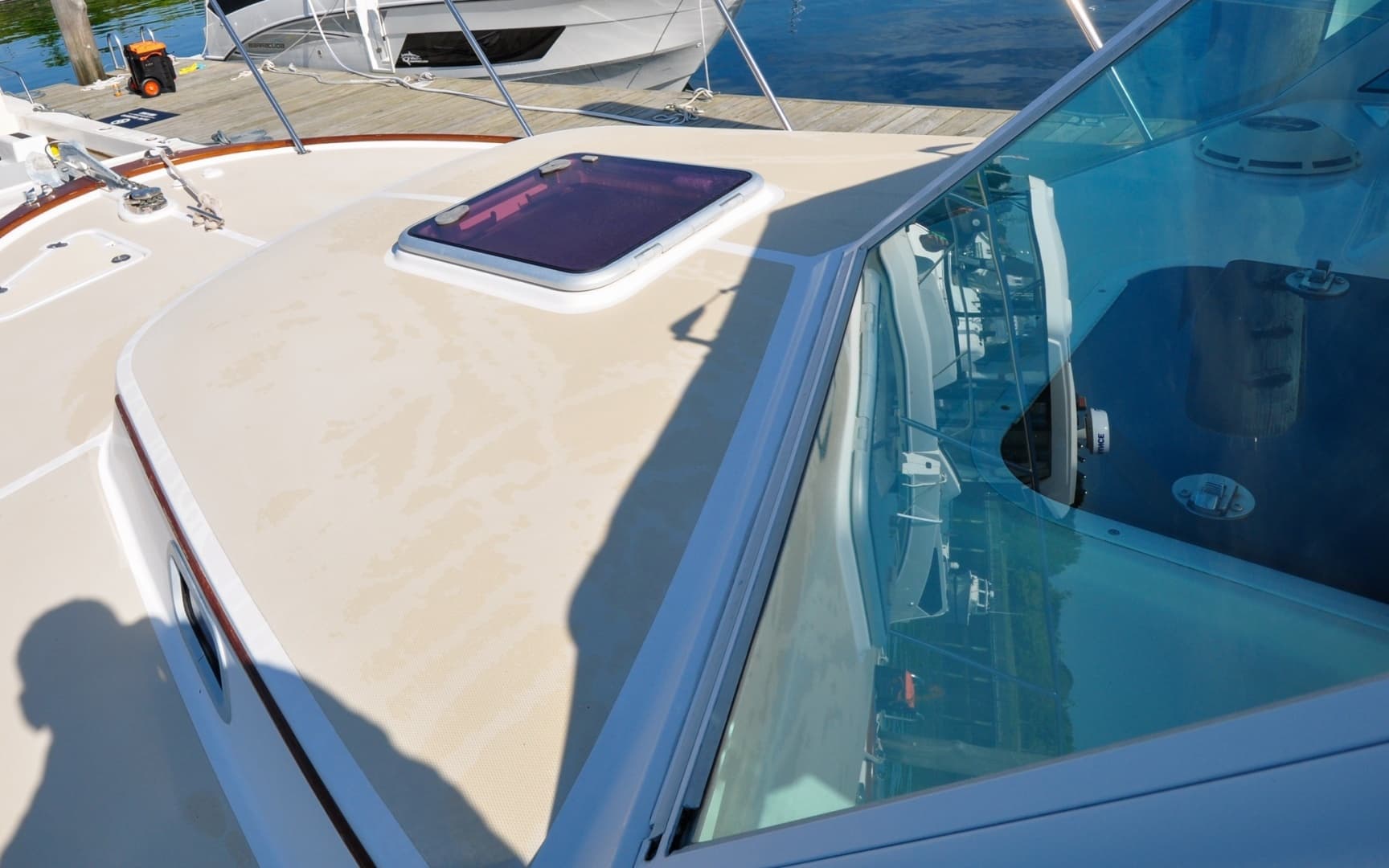 2005 Hunt Surfhunter 29 - Image 26