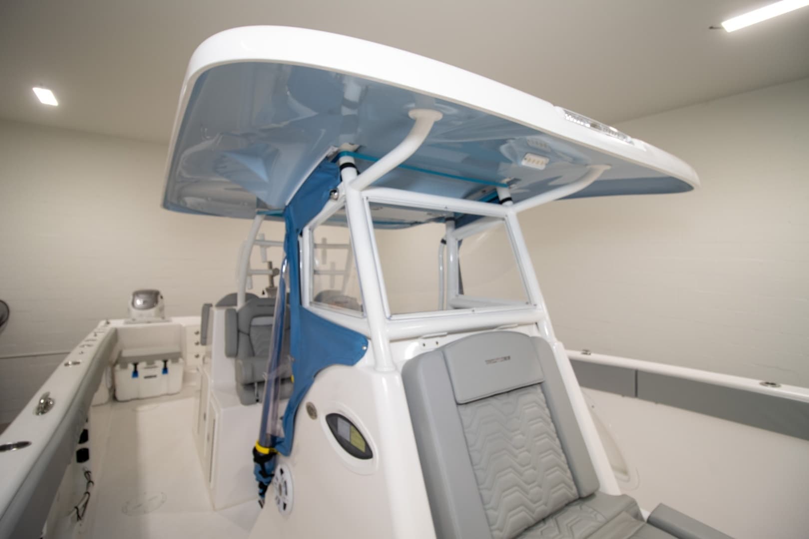2023 Twin Vee 340 GFX - Image 34