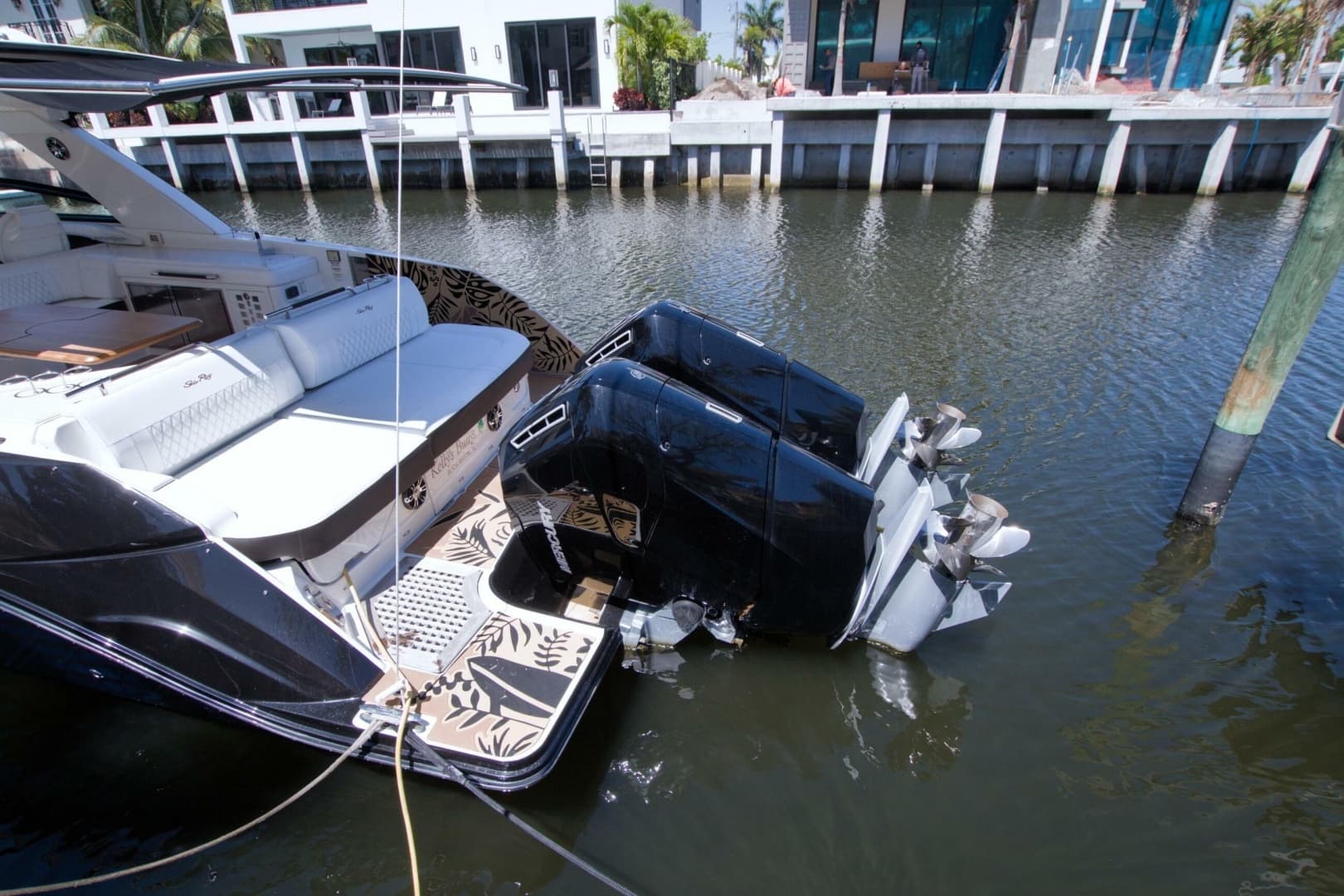 2021 Sea Ray SLX 400 Outboard - Image 74
