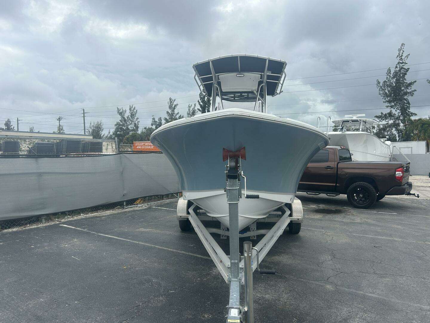 2023 Sea Hunt 234 Ultra - Image 2