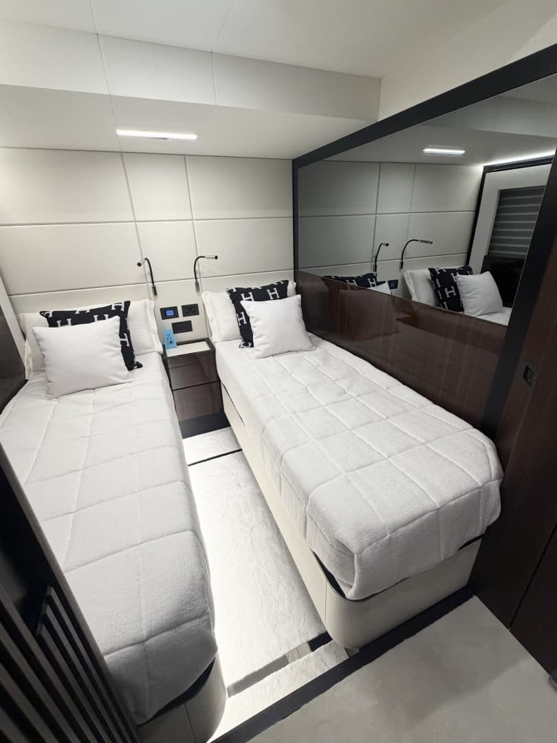 2026 Astondoa 66 Flybridge - Image 34
