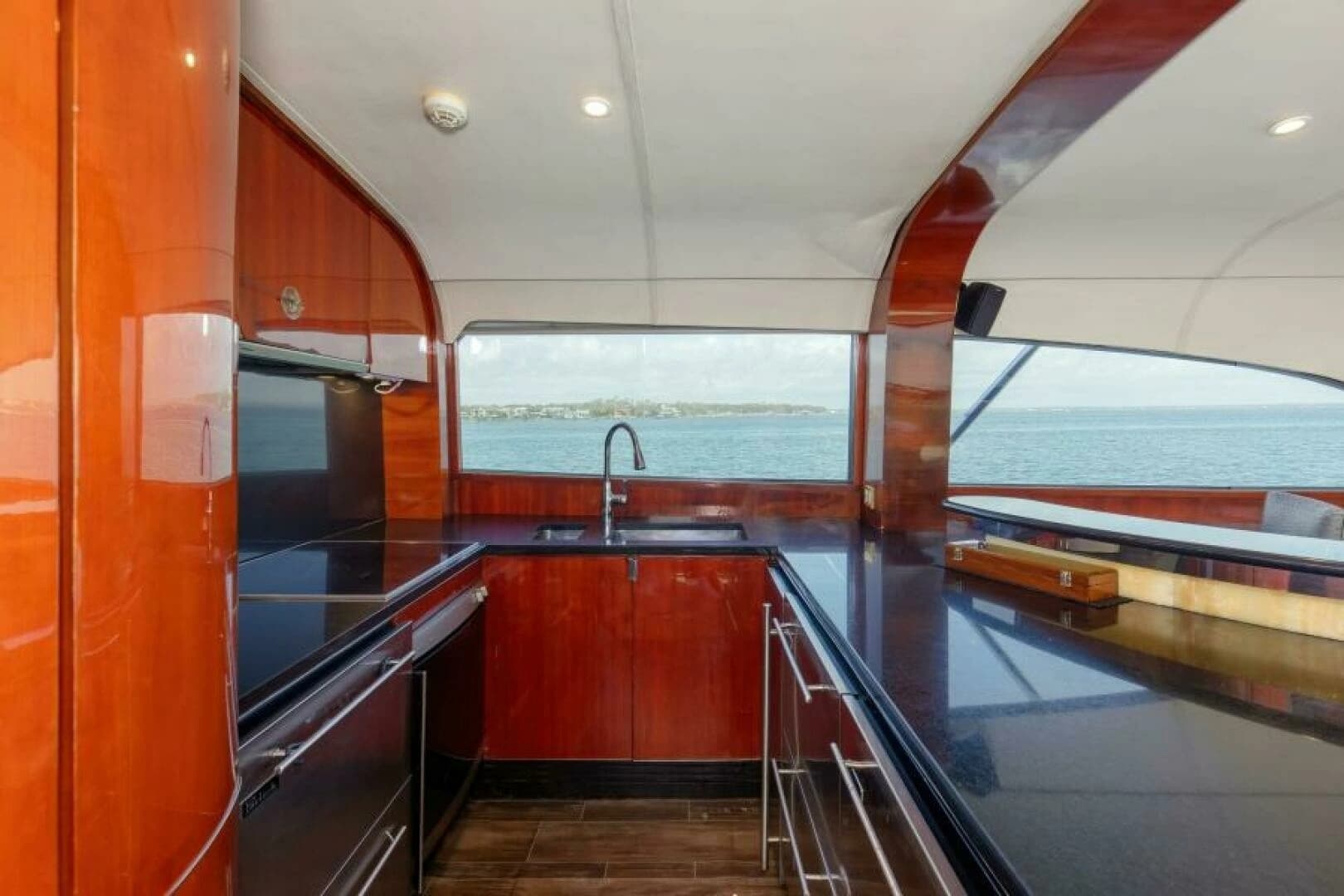 2004 Ebony Custom Sportfish 65 Convertible - Image 12