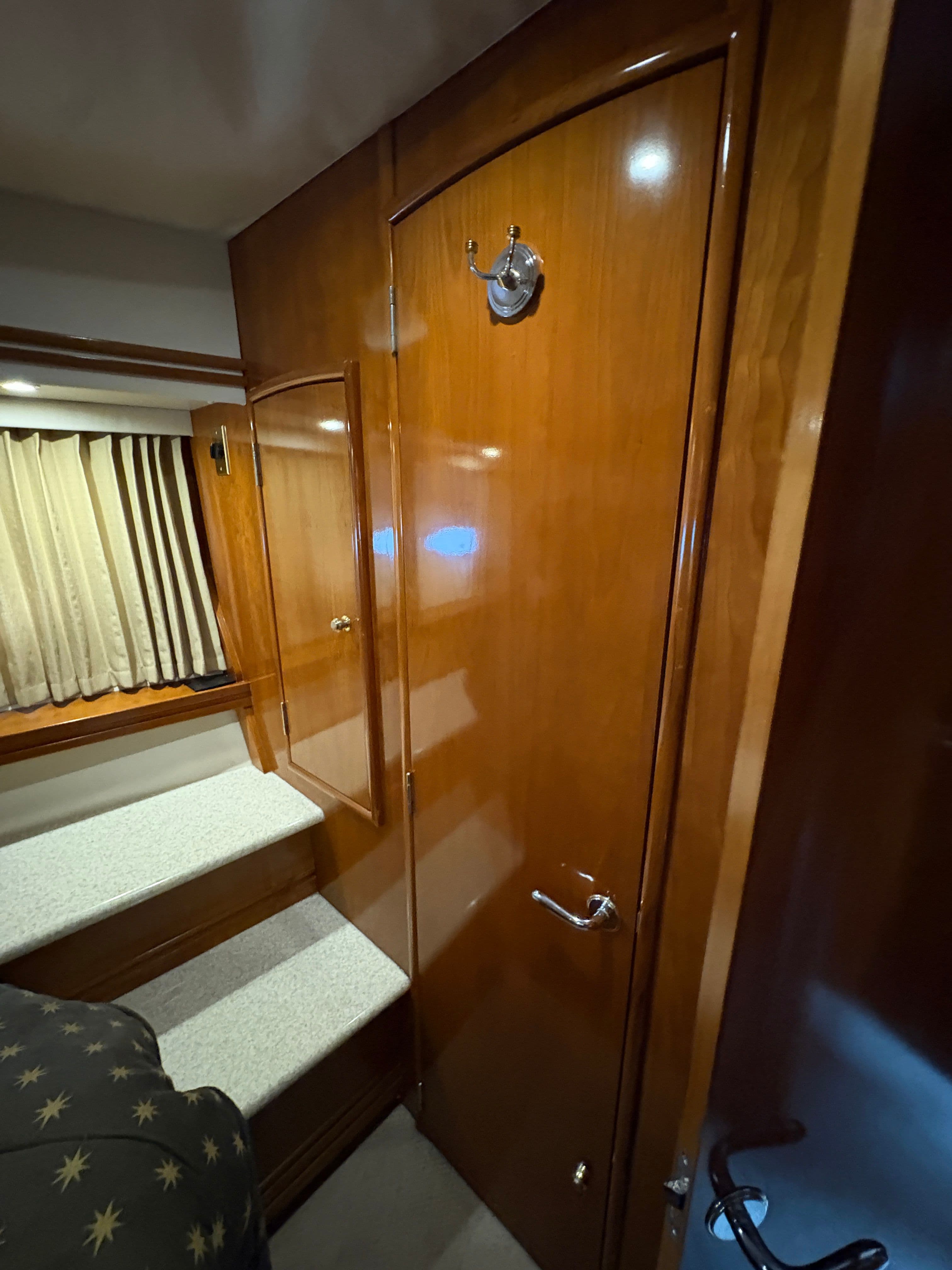 2000 Carver 530 Voyager Pilothouse - 51
