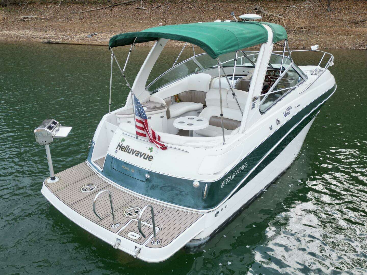 2004 Four Winns Vista 288 - Image 2