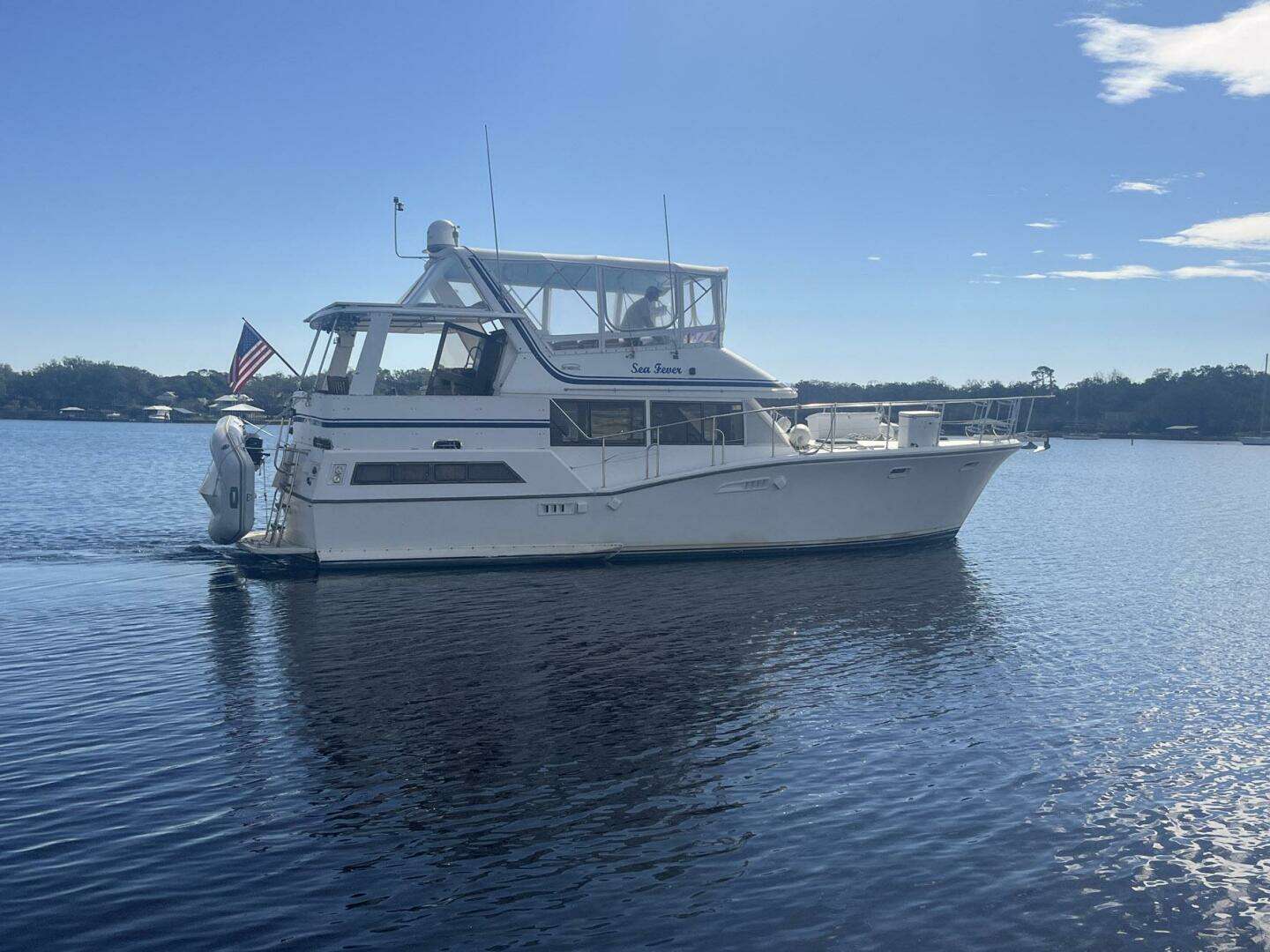 1987 Symbol 44 Sun Deck MK II - Image 3