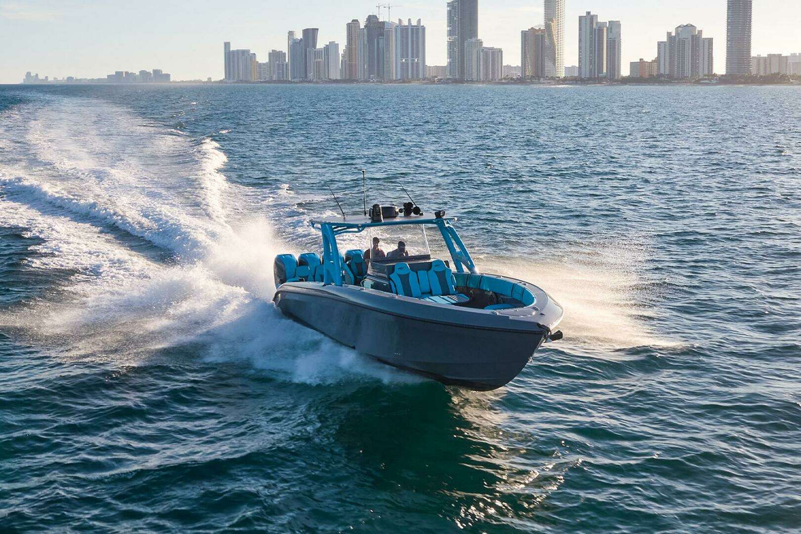 2021 Midnight Express 37 Open - Image 12