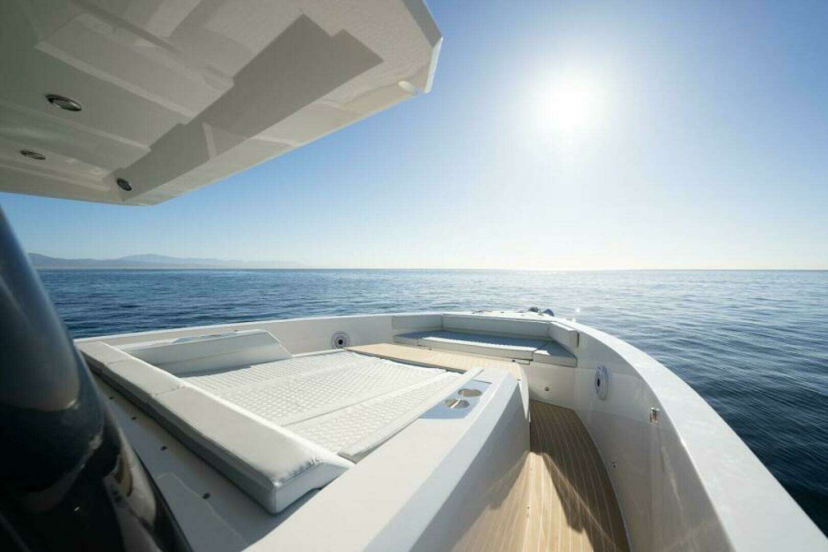 2026 De Antonio Yachts 50 Coupe - Image 23