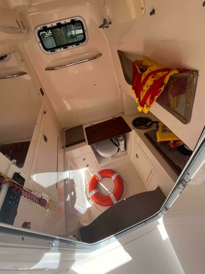 2007 Grady-White 306 Bimini - Image 15
