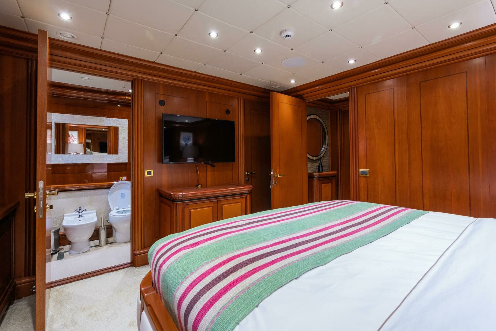 2007 Aegean Yacht — - Image 15