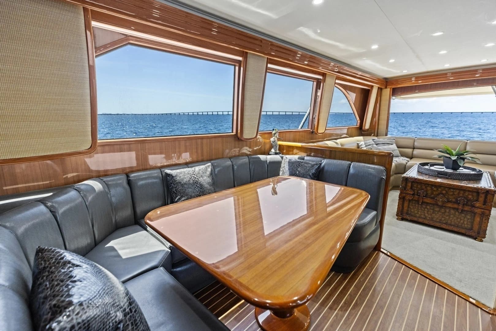 2008 Viking 68 Skybridge - Image 33