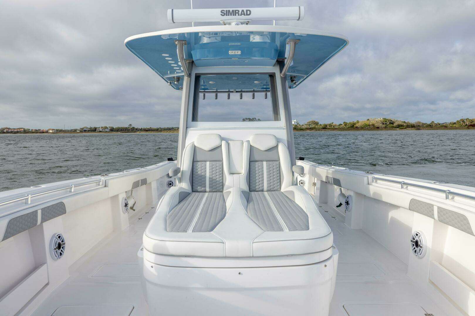 2024 Invincible 35’ Catamaran - Image 15