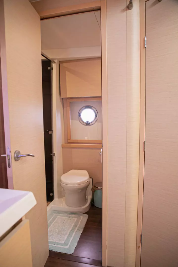 2010 Beneteau Monte Carlo 47 - Image 30
