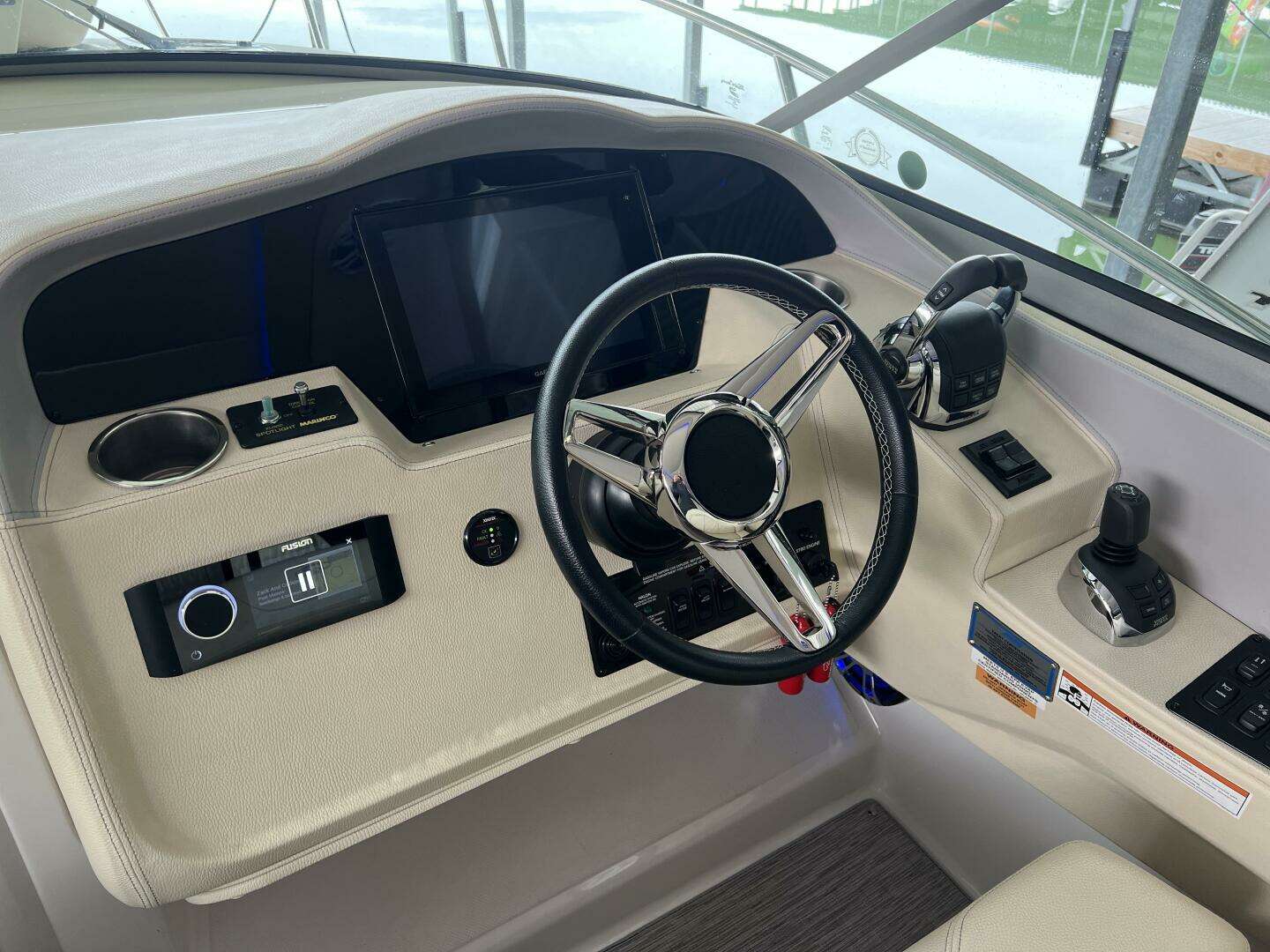 2019 Regal — - Image 12