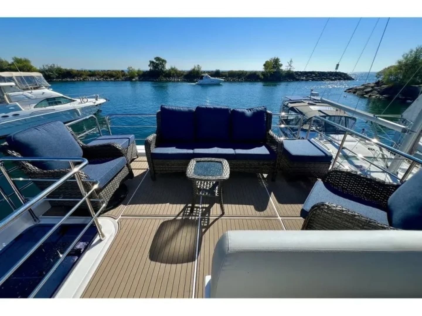 2024 Azimut FLY 60 - Image 12