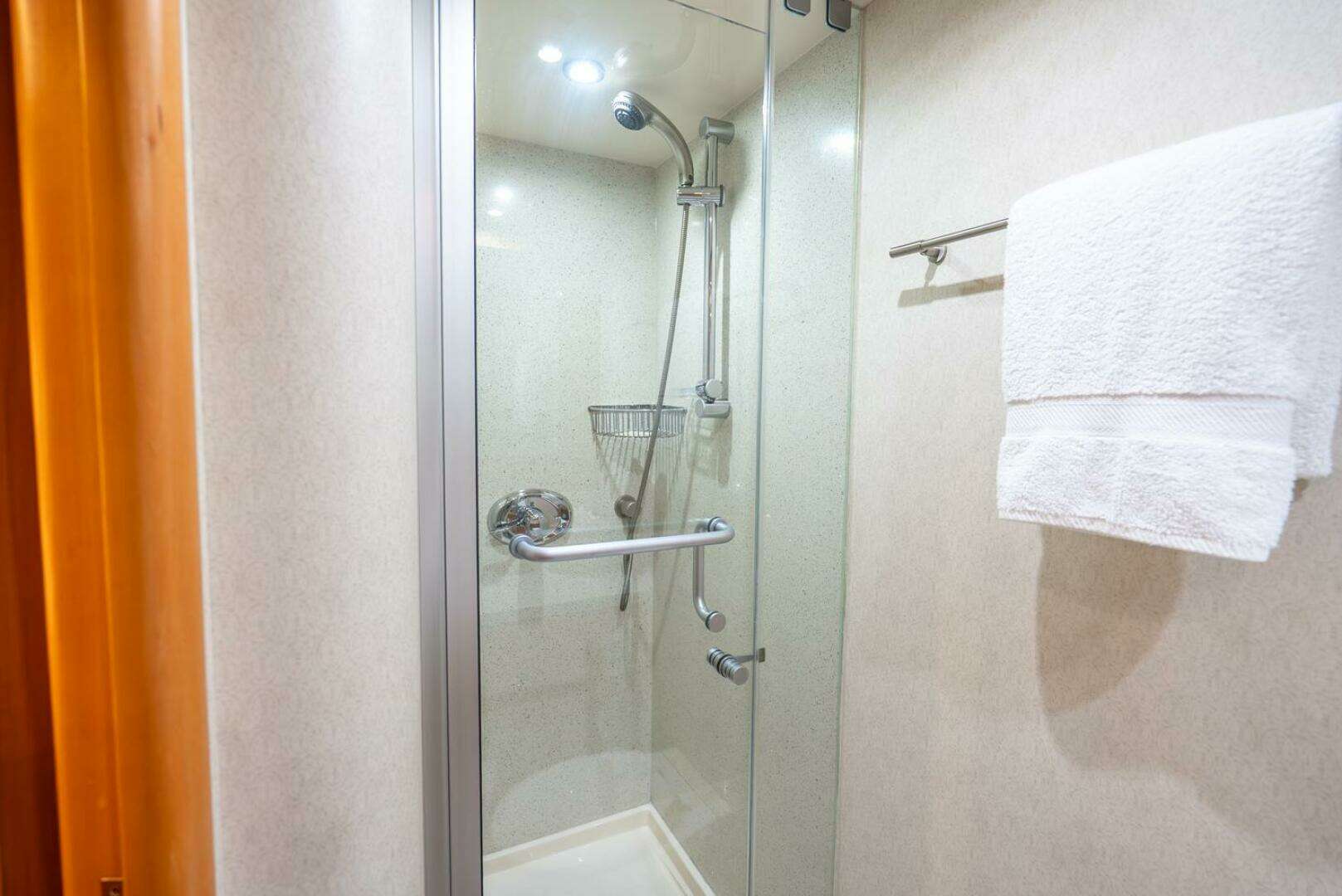 2008 Lazzara Yachts 116 - Image 42