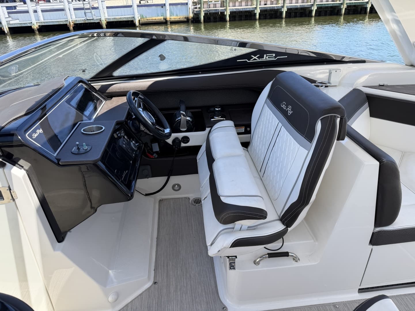 2017 Sea Ray 310 SLX - Image 25