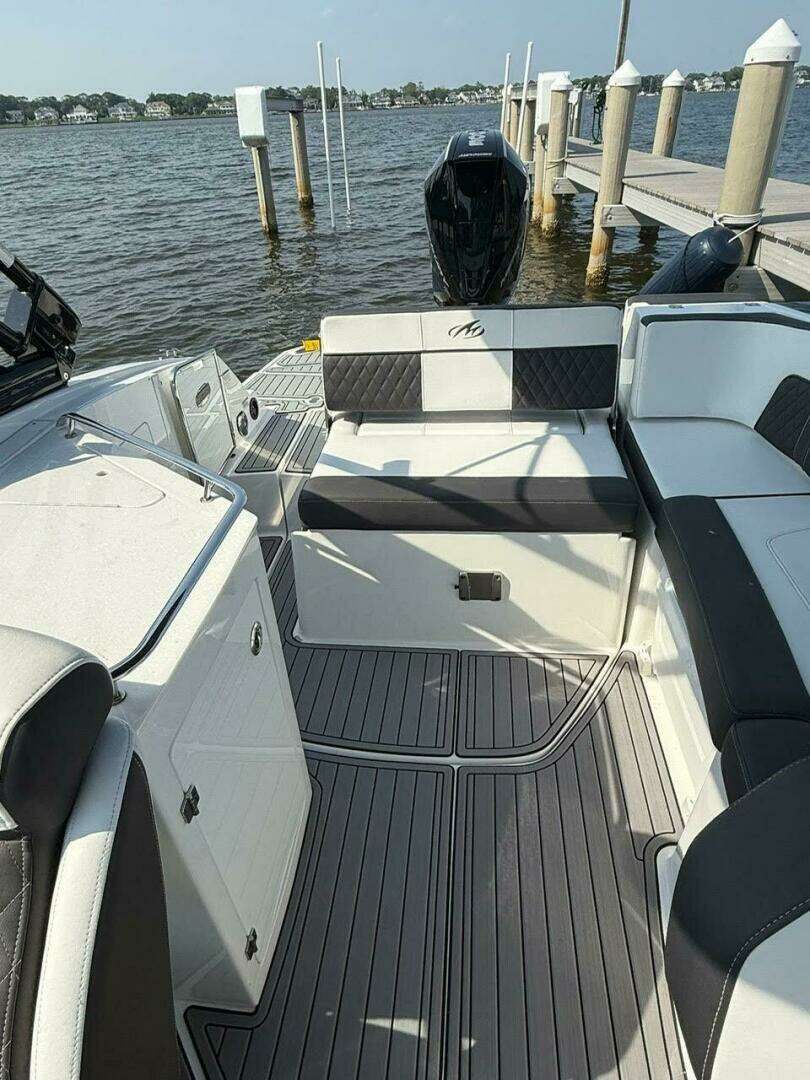 2023 Monterey M65 - Image 13