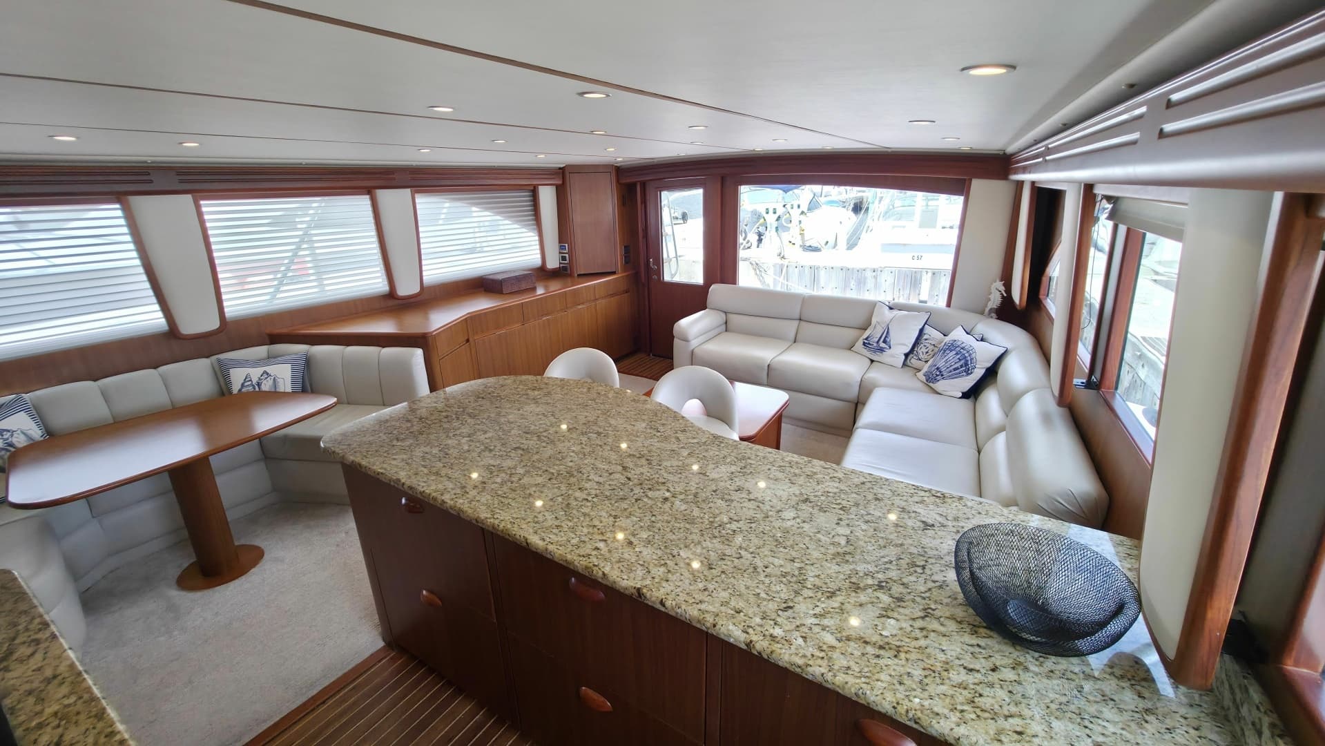 2010 Viking 64' Sportfish Convertible - Image 13