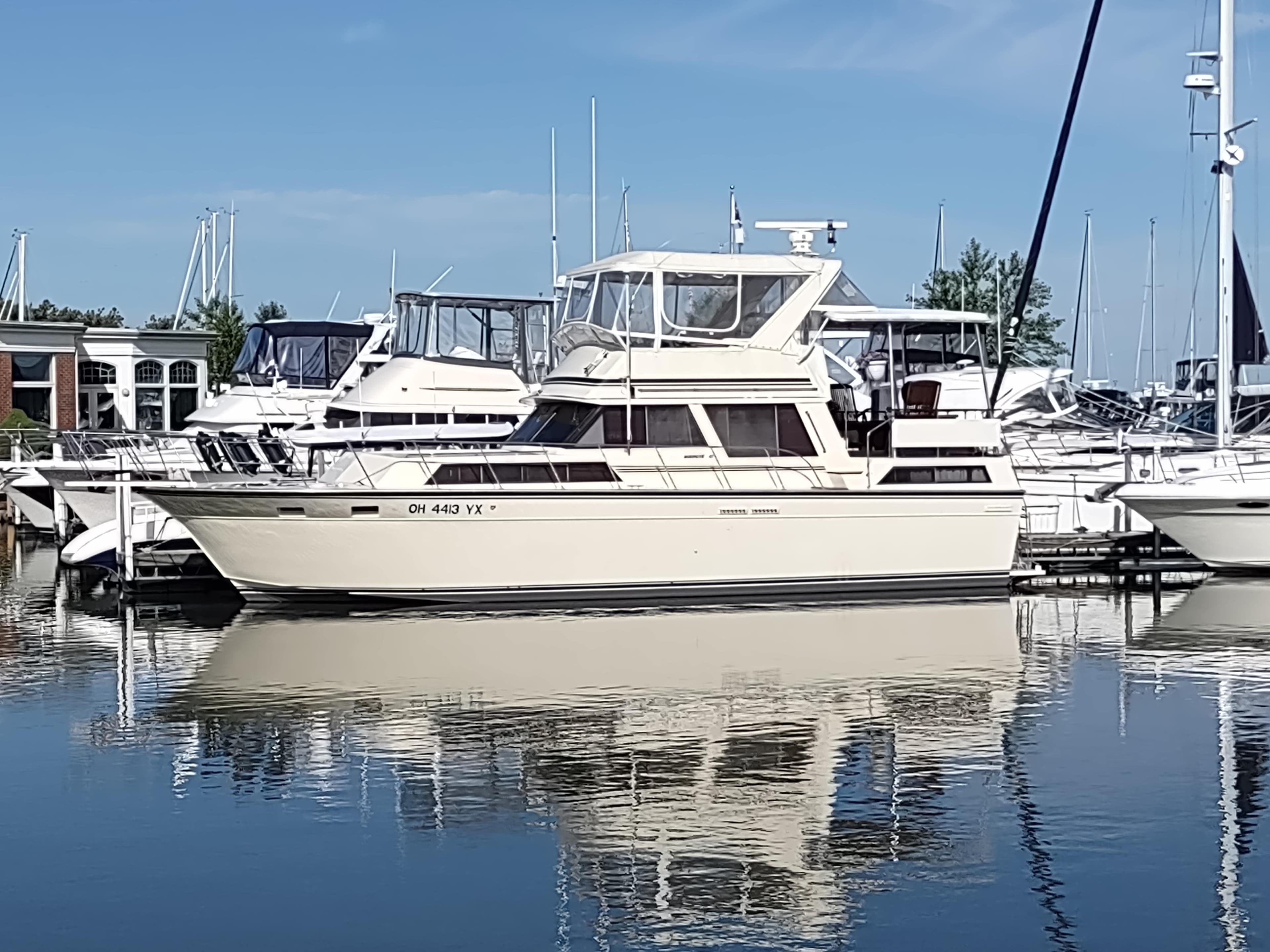 1988 Marinette Marquis Motor Yacht