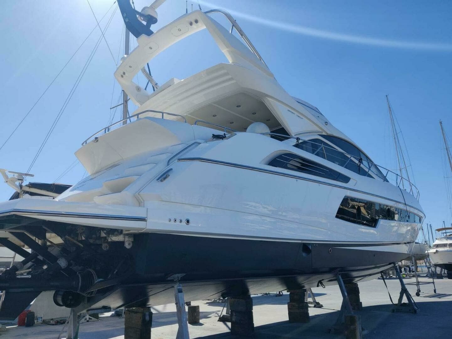 2015 Sunseeker Sport Yacht 68 - Image 49