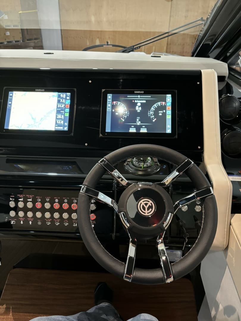 2024 Cruisers Yachts 42 GLS OB - Image 22
