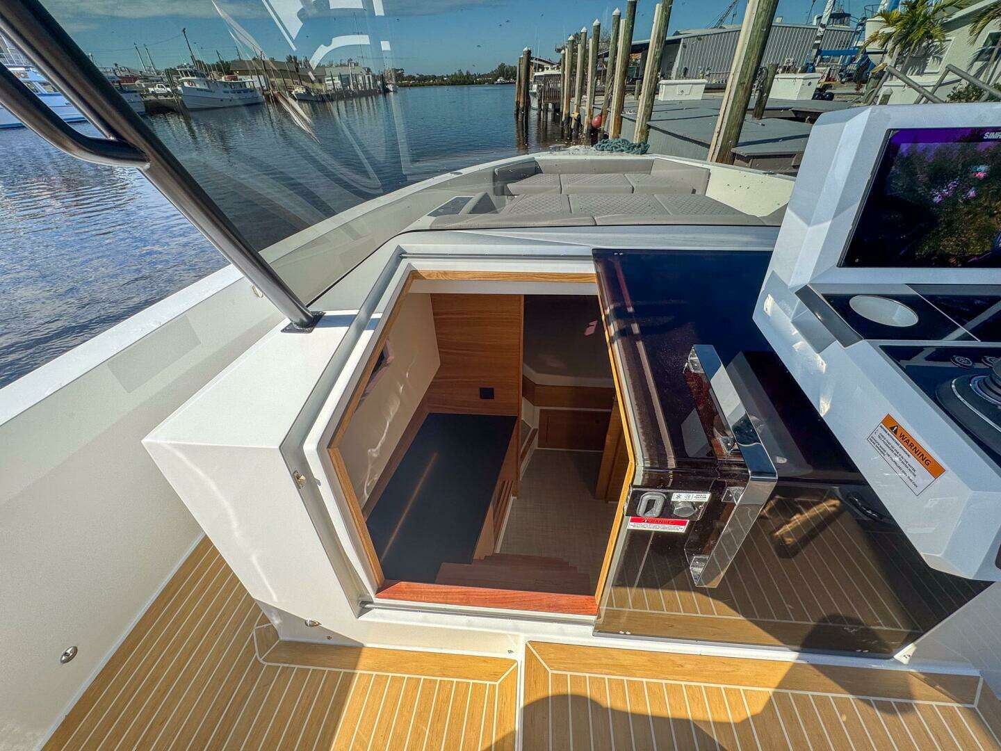 2026 De Antonio Yachts D42 - Image 31