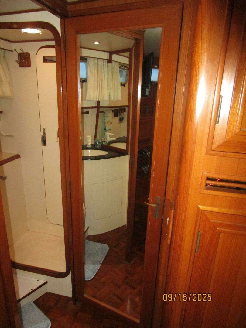 2000 Ocean Alexander 450 Classico - Image 54