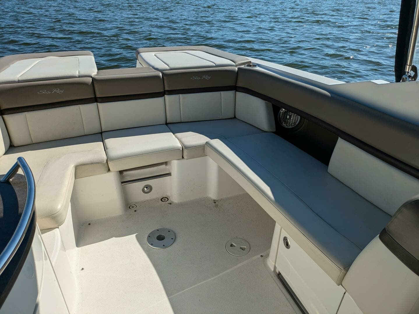 2013 Sea Ray 270 SLX - Image 8